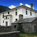 Buendner Zuckerbaeckerpalazzo Unter Denkmalschutz By Interhome Poschiavo