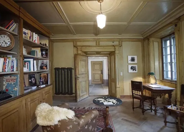 Buendner Zuckerbaeckerpalazzo Unter Denkmalschutz By Interhome *