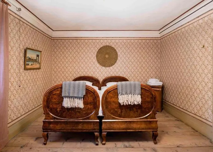 Buendner Zuckerbaeckerpalazzo Unter Denkmalschutz By Interhome 펜션 *