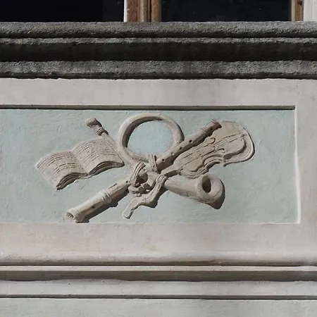 Buendner Zuckerbaeckerpalazzo Unter Denkmalschutz By Interhome