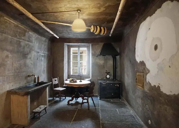 Buendner Zuckerbaeckerpalazzo Unter Denkmalschutz By Interhome